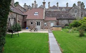 Cecile'S Cottage At Cefn Tilla Court, Usk